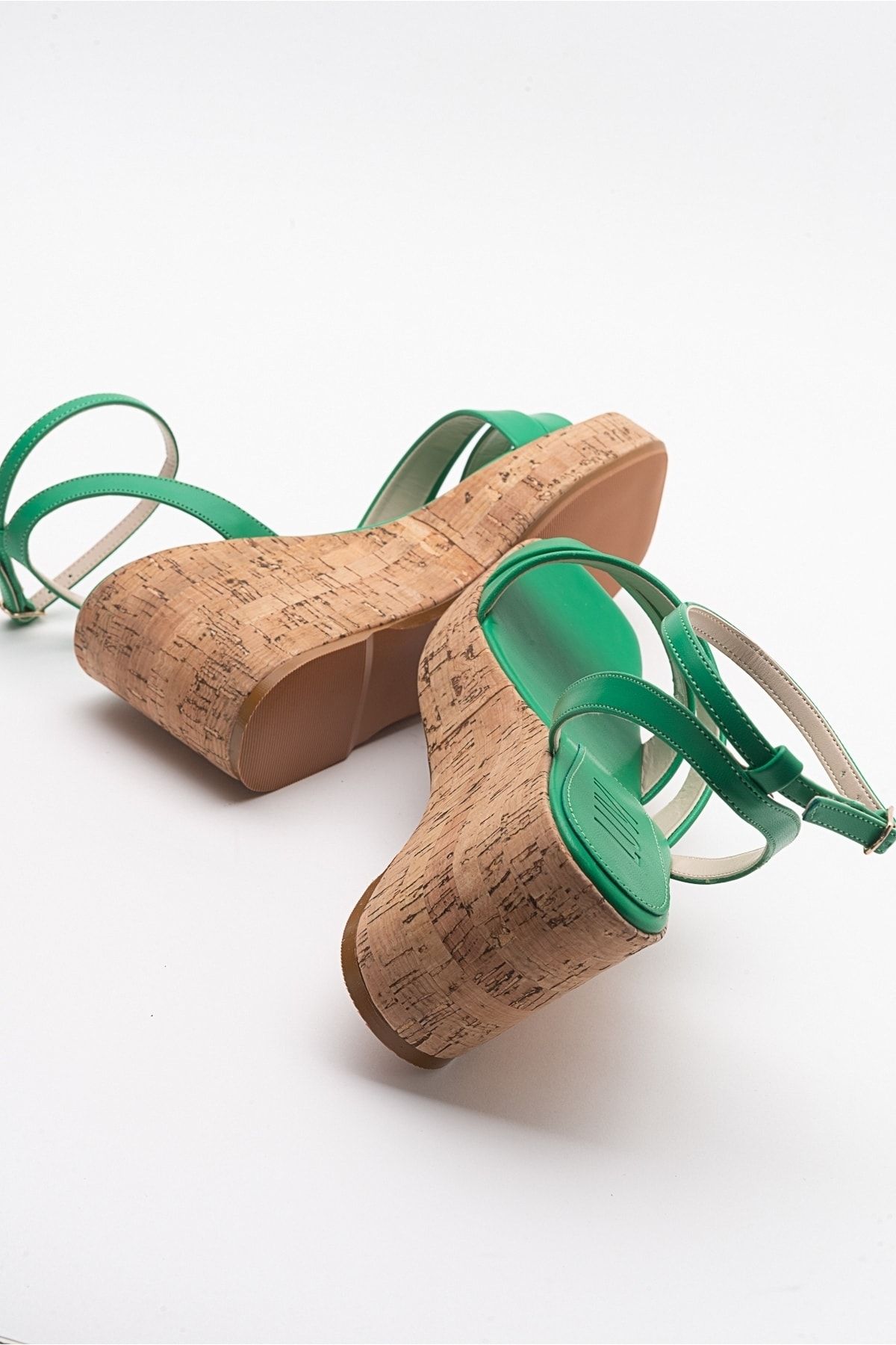 صندل سبز زنانه Ductus Green Skin Filling Sandals Base luvishoes