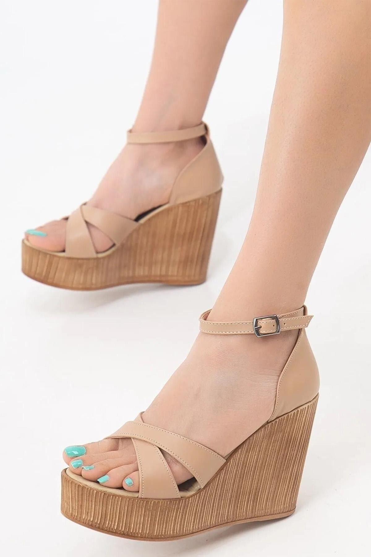 Tan wedges shoes top