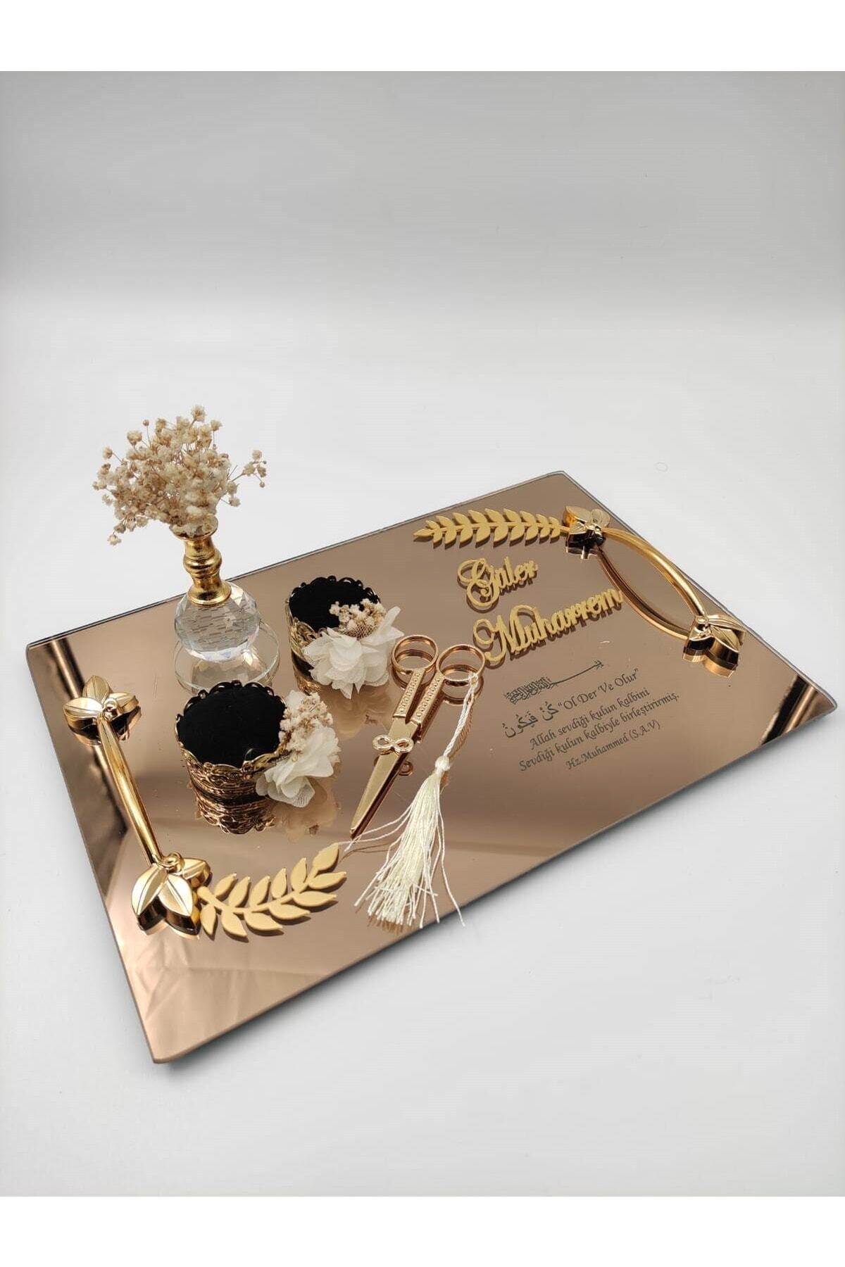 Masalsı Concept Süslü Söz Nişan Tepsisi Yüzük Yükselticiler Makas