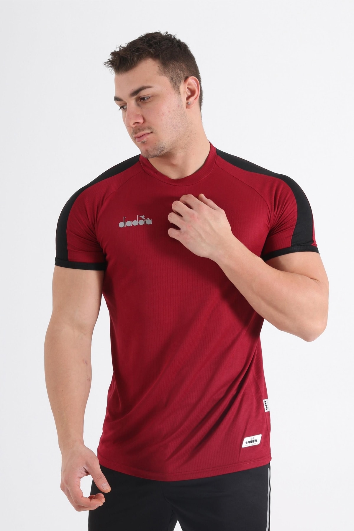 Diadora Mundial 21 Antrenman T-shirt Bordo-siyah görsel 2