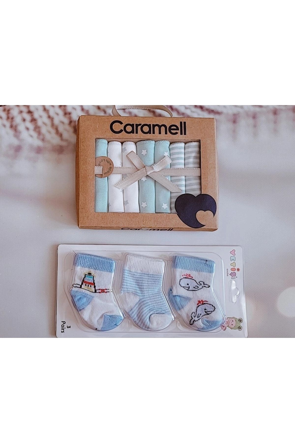 Caramell %100 Pamuk Bebek Mendili, Üçlü Çorap Set