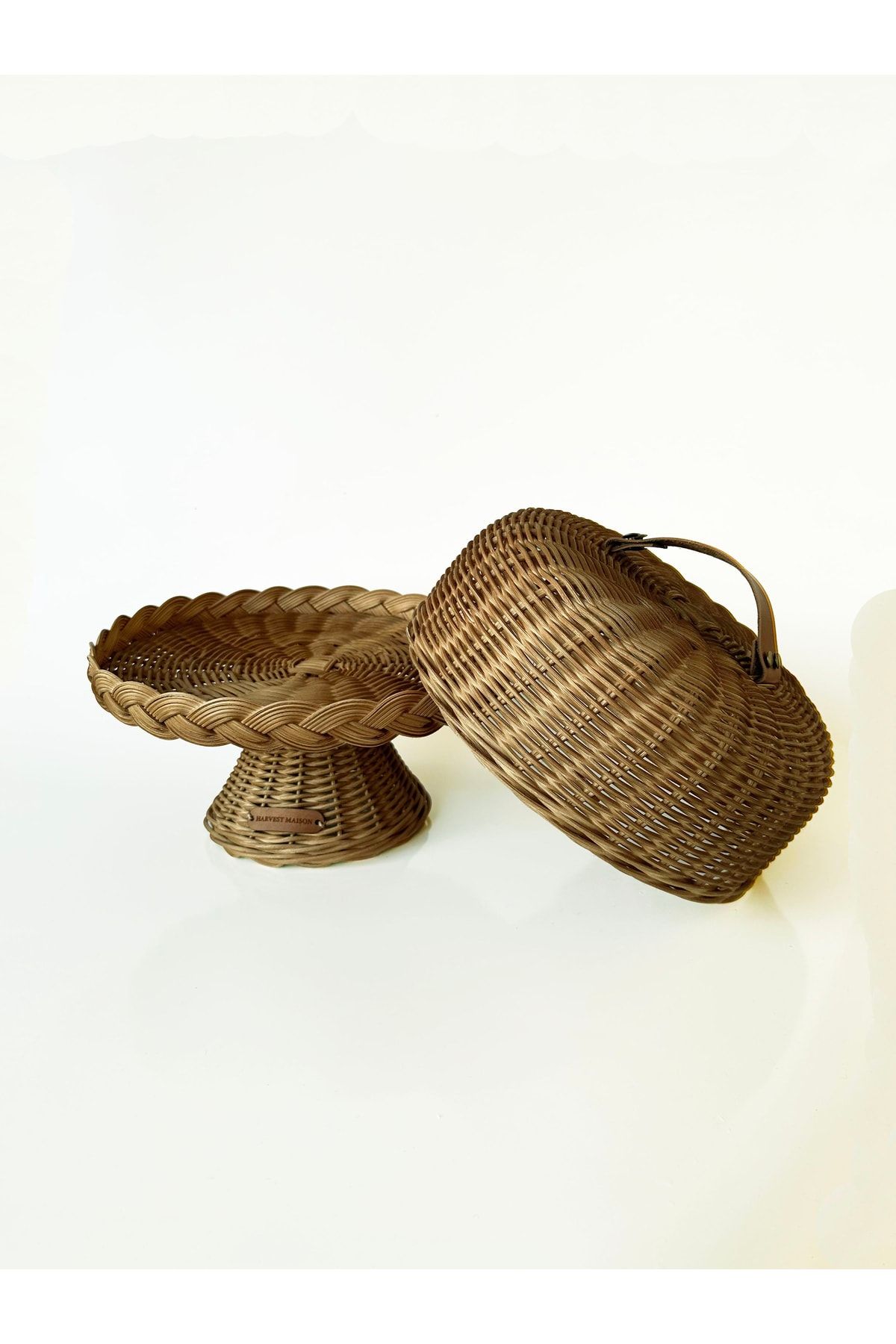 Harvest Maison Rattan Bohem Ayaklı Fanus Servis Kek Standı, Bambu Ayaklı Kapaklı Sunumluk, Hasır Sunum Pasta Standı ZO10701