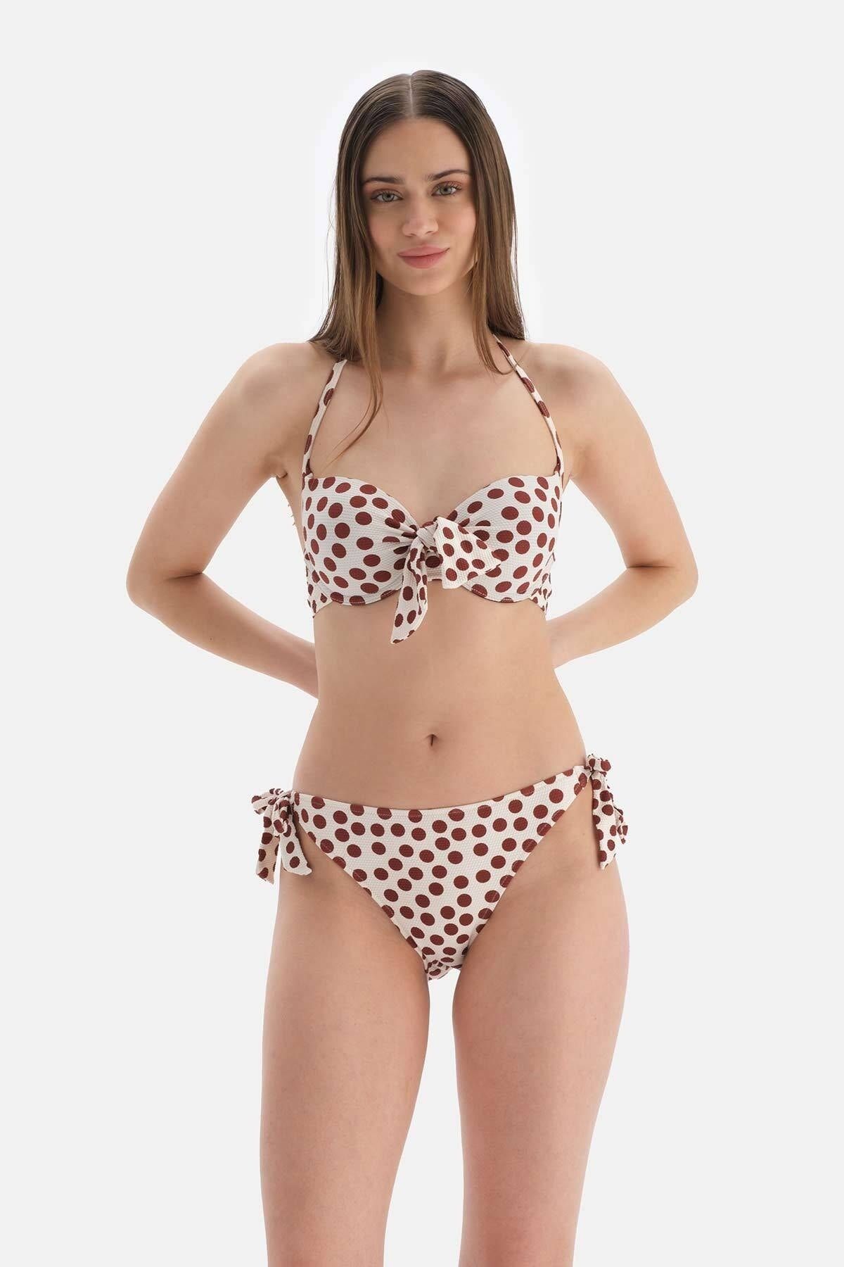 Dagi-Braun – Ecrufarbenes, bedecktes Bikinioberteil 7