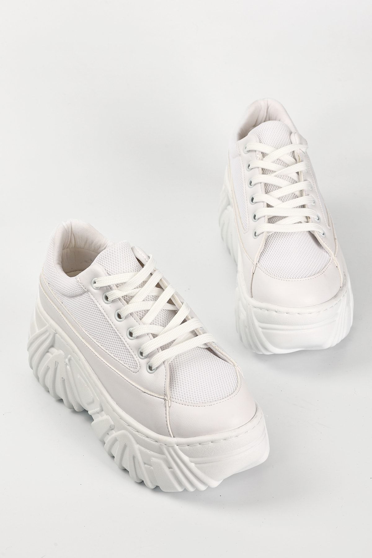 otuzbesshoes Erma File Detaylı Bağcıklı Kadın Spor Ayakkabı Beyaz