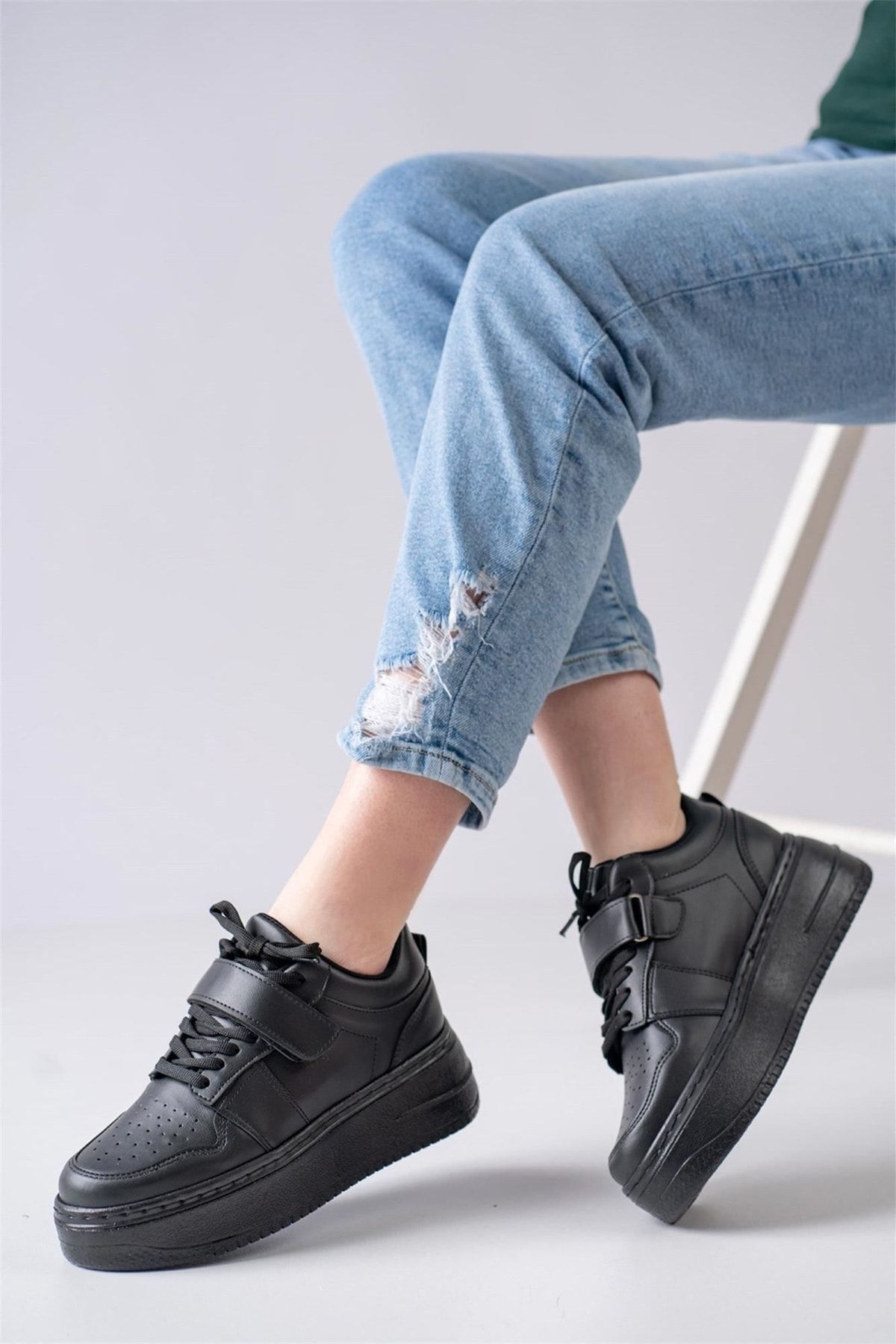 LETAO Sneakers Black Mid heels 5 9 cm Trendyol