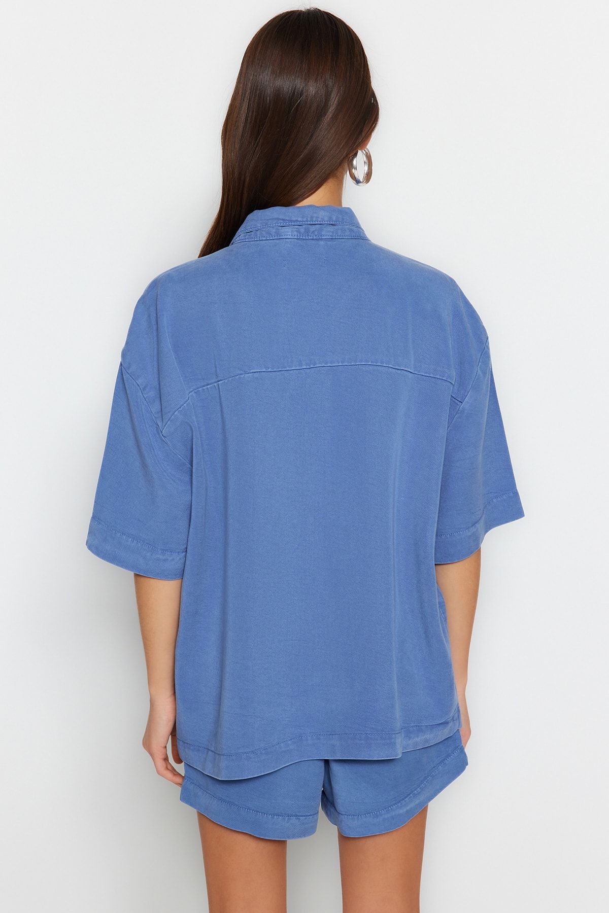 Trendyol Collection-Blaues Tencel™-Jeanshemd TWOSS23GO00410 6
