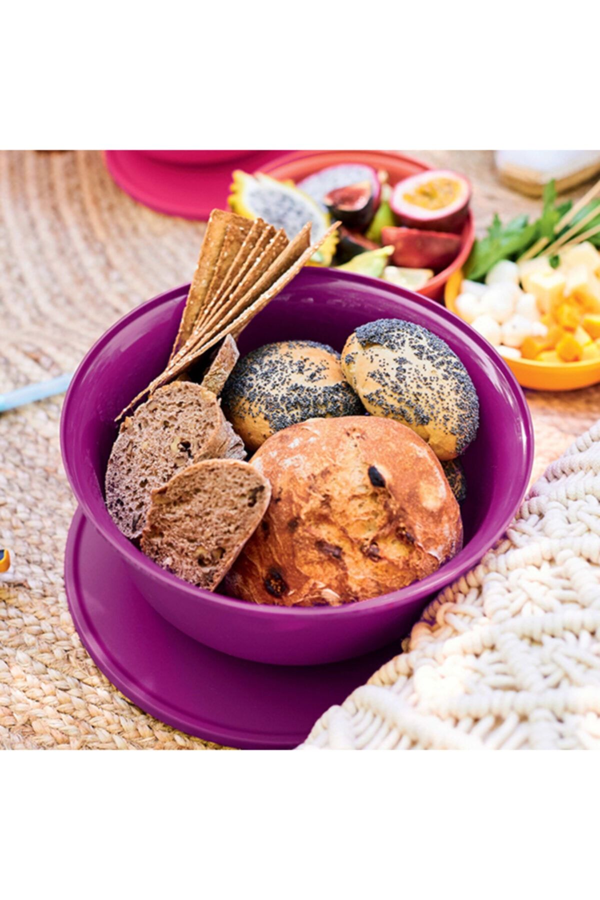 Tupperware-Aloha Serving and Storage Container 7.5 lt 3
