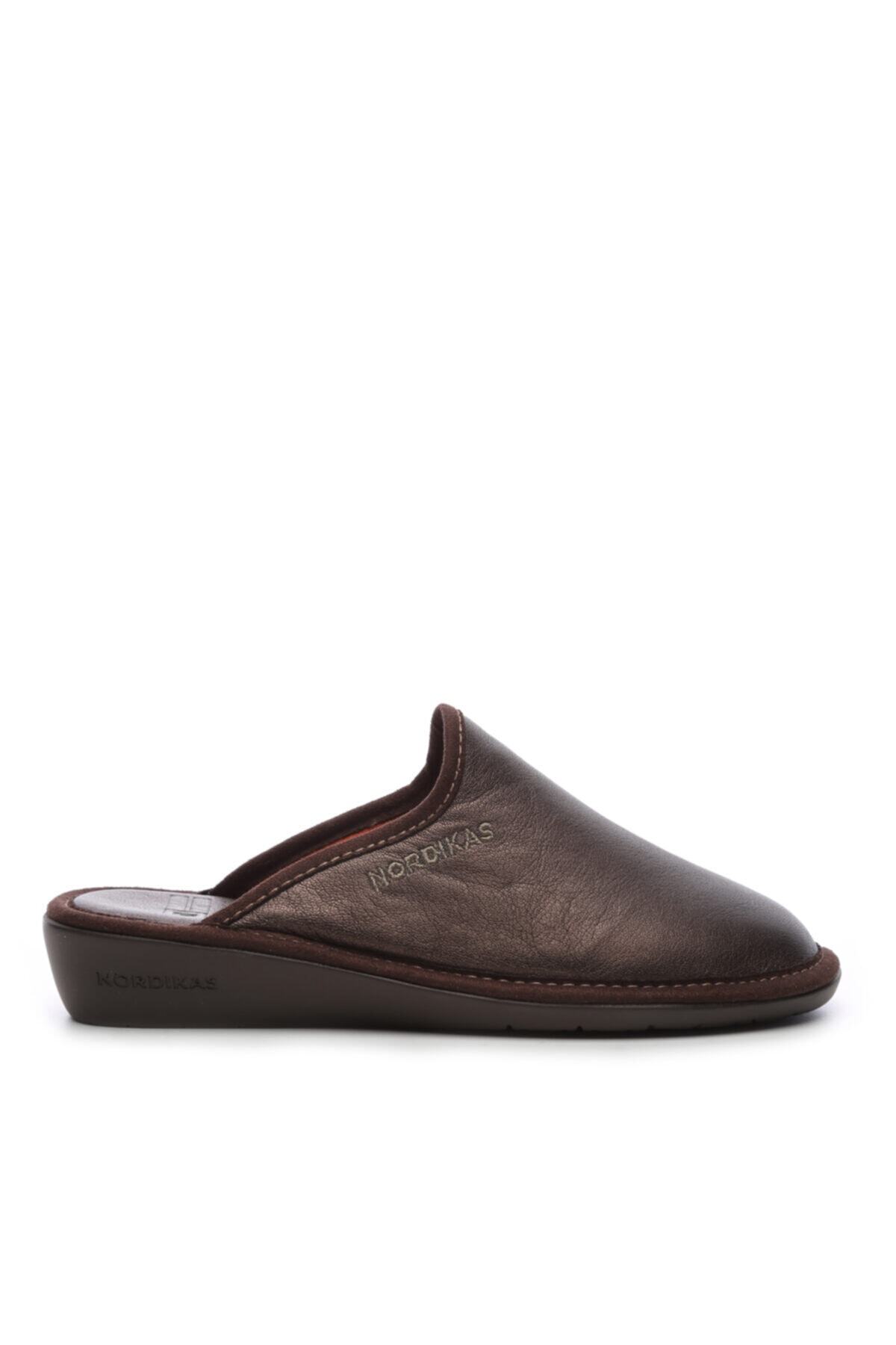 نوردیکاس دمپایی راحتی زنانه چرم خاکستری ۱۰۴ ۳۴۷