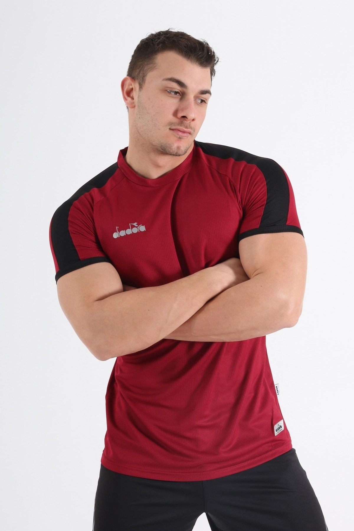 Diadora Mundial 21 Antrenman T-shirt Bordo-siyah görsel 3