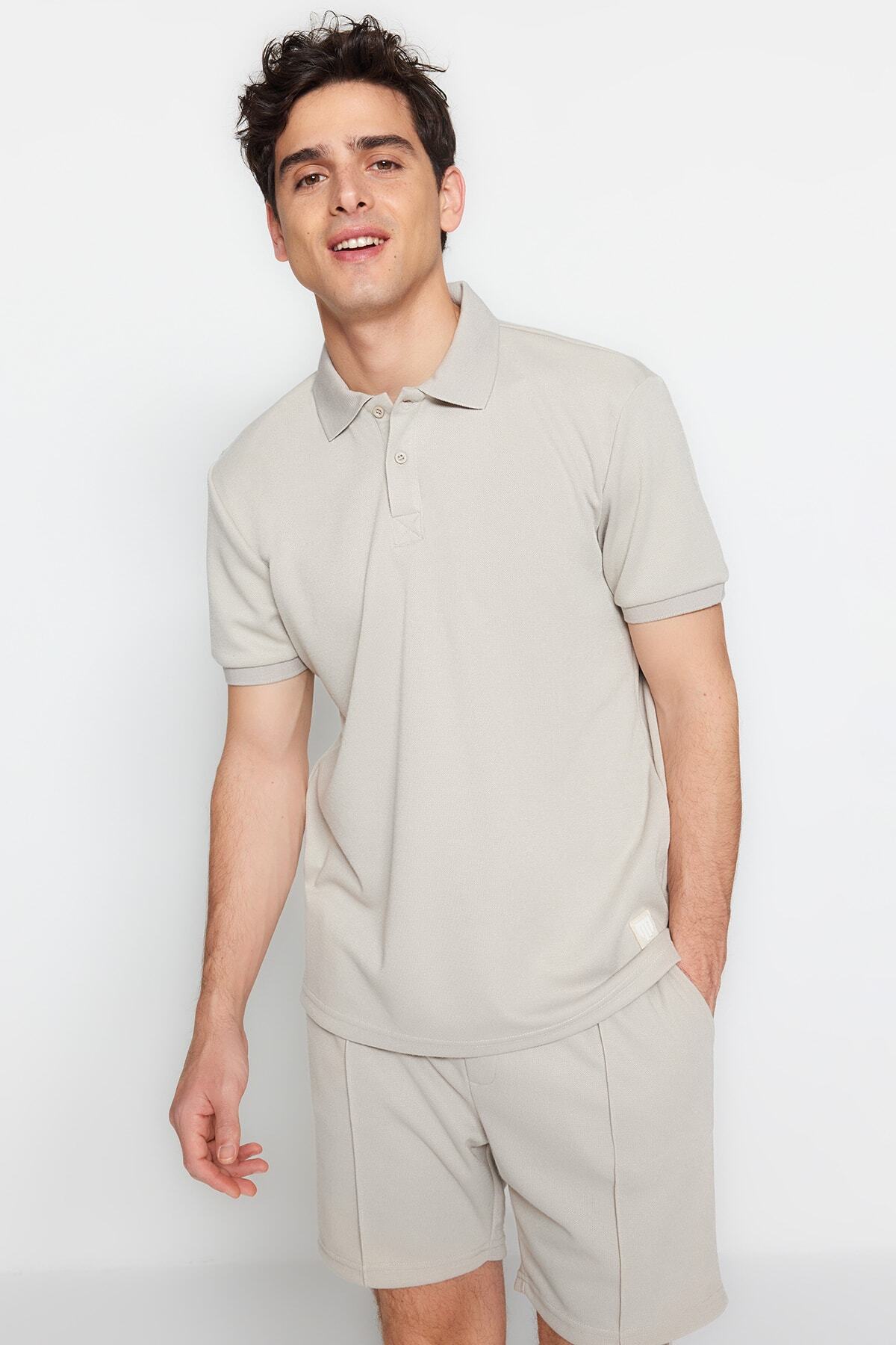 Kolekcia Trendyol-Tričko Label Appliqued POlo Collar STone Color - Regular CuT TMNSS23po00016 5