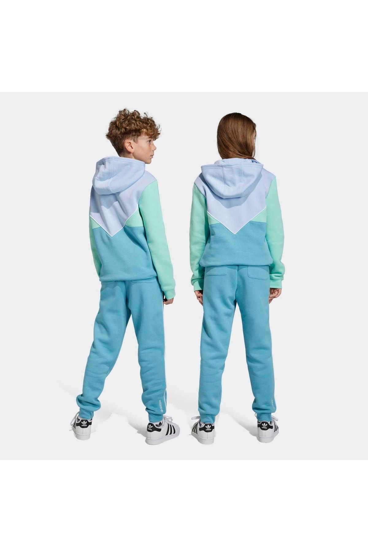 Kids sales adidas sweatpants