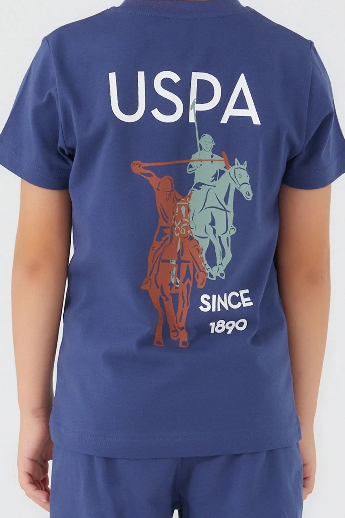 U.S. Polo Assn.-طقم بيجامة للأولاد بأكمام قصيرة باللون الأزرق الداكن 4