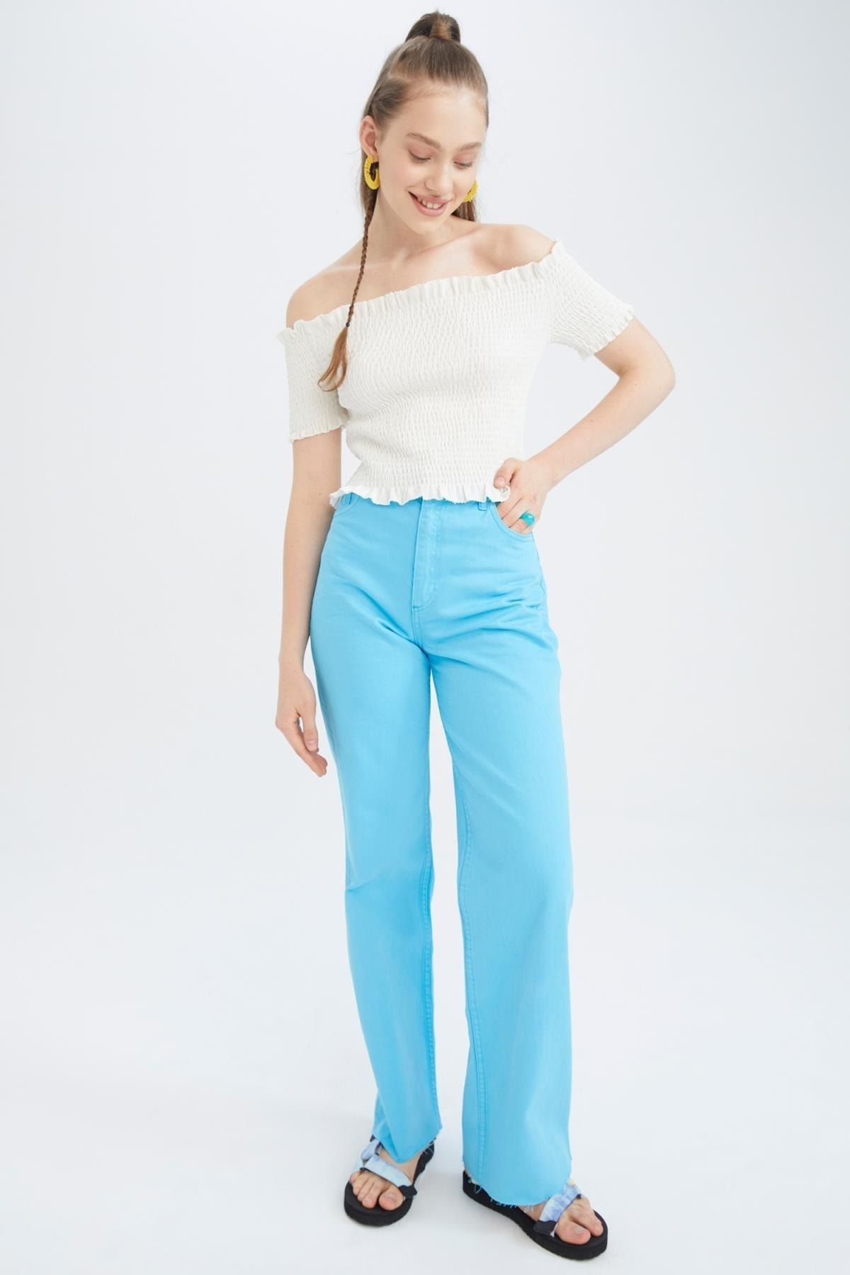 complete the look image