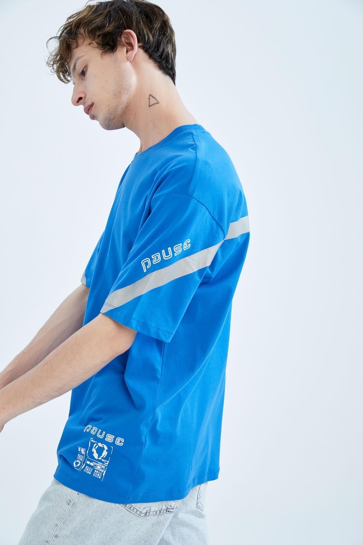 DeFacto T-Shirt Blau Oversized Fast ausverkauft