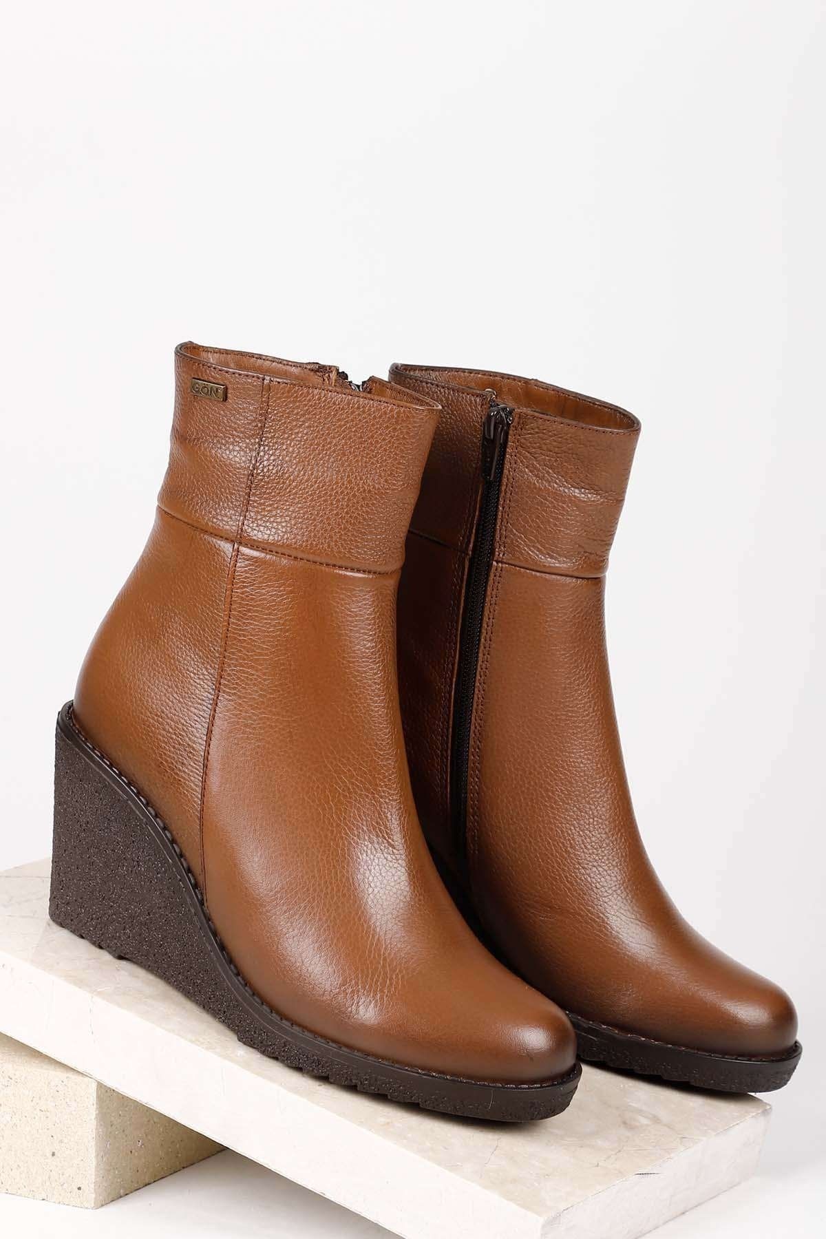 GÖNDERİ(R) Stiefelette Braun Flacher Absatz