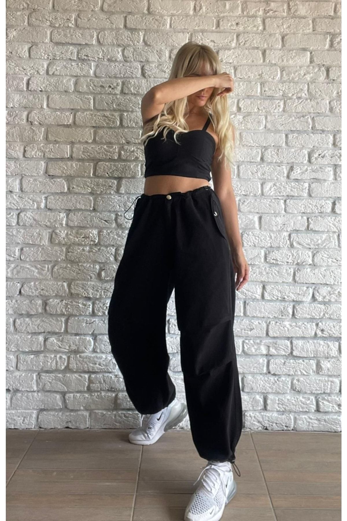 Black balloon pants 2025