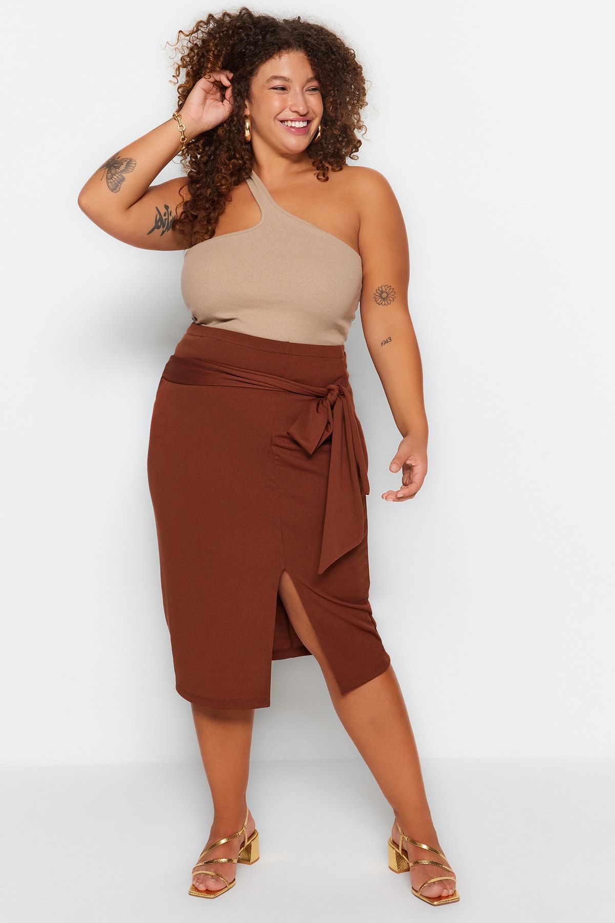 Trendyol Curve Brown Belted Knitted Slit Detailed Skirt