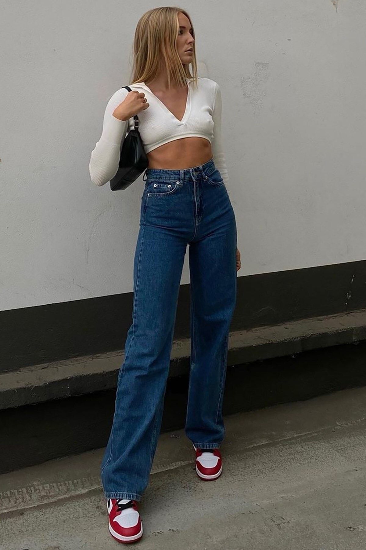 شلوار جین آبی سرمه ای جیب دار مدل گشاد کمربلند زنانه مدمکست Madmext (برند ترکیه)