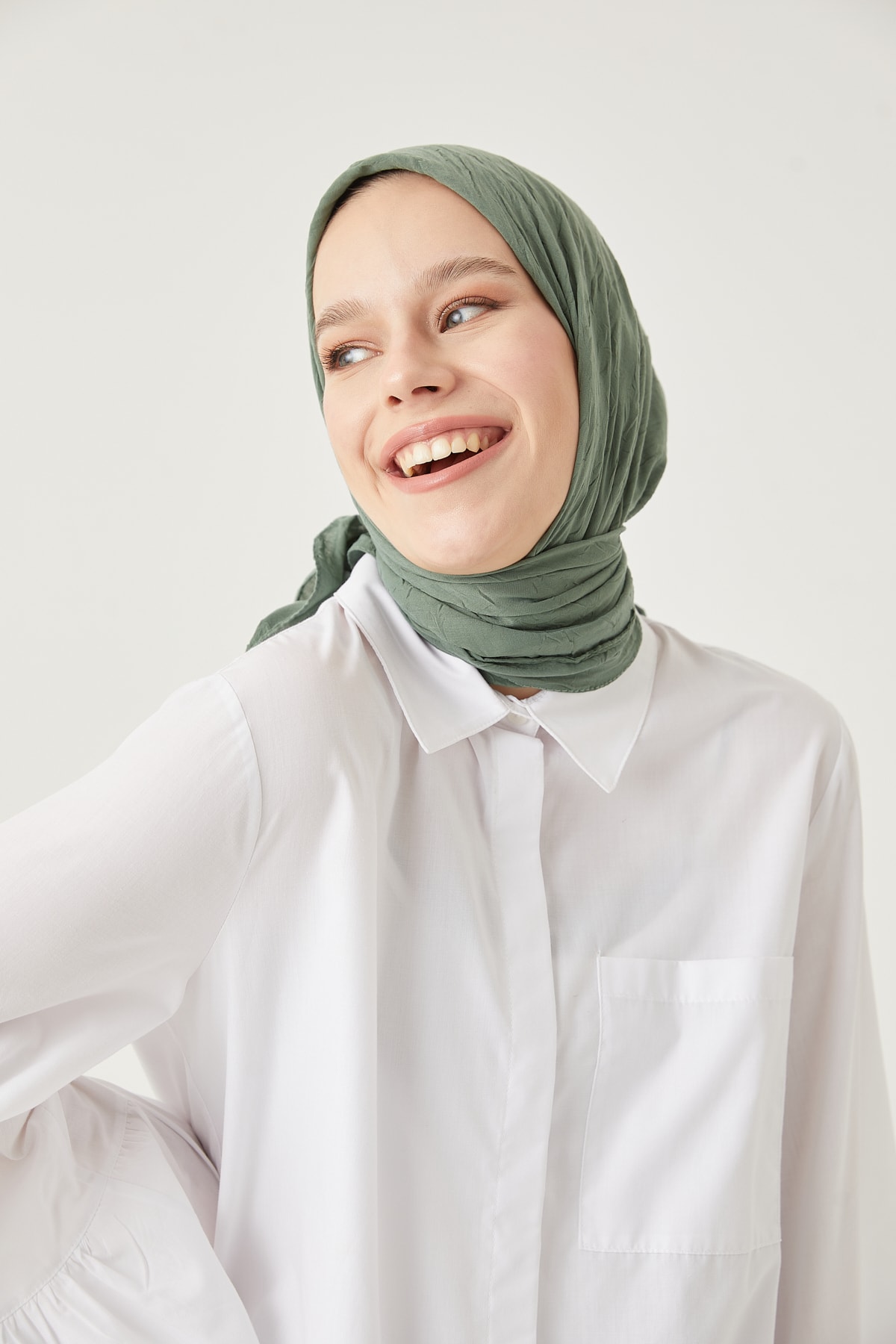 Women's Hijab Bamboo Crochet Scarf*mold Green