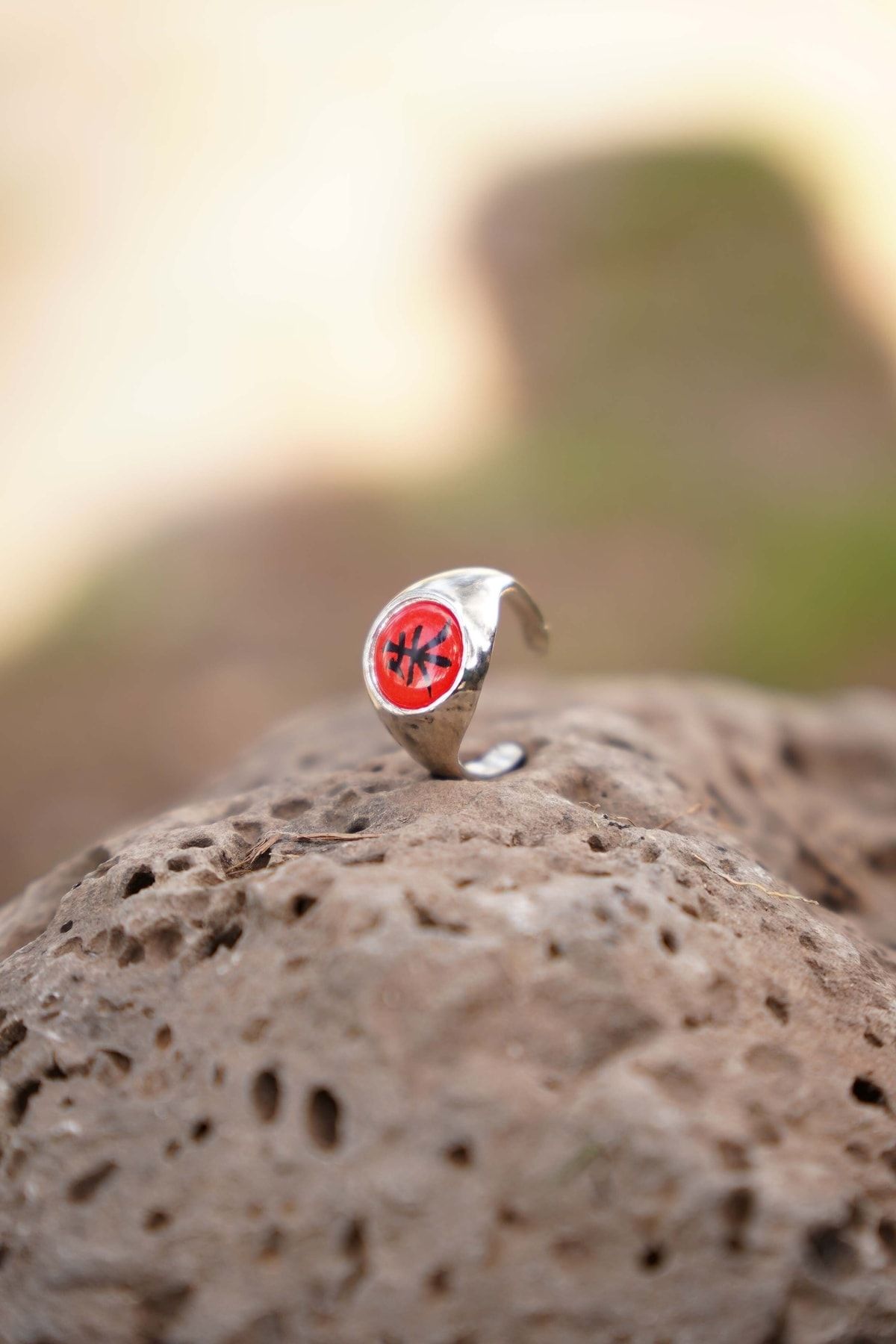 The Collection Naruto Shippuuden Uchiha Itachi Akatsuki Silver Ring