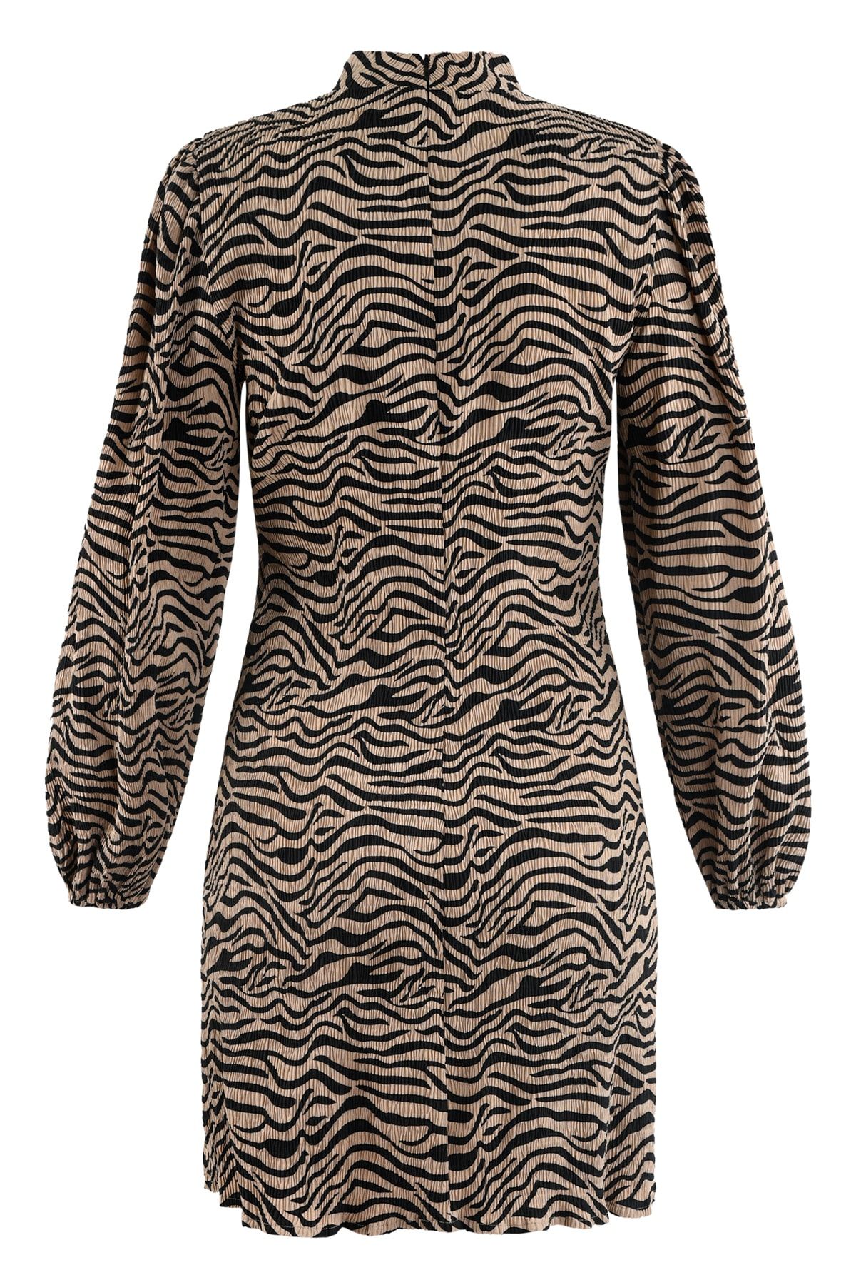 Sister's Point Kleid Mehrfarbig Basic Fast ausverkauft ZL8147