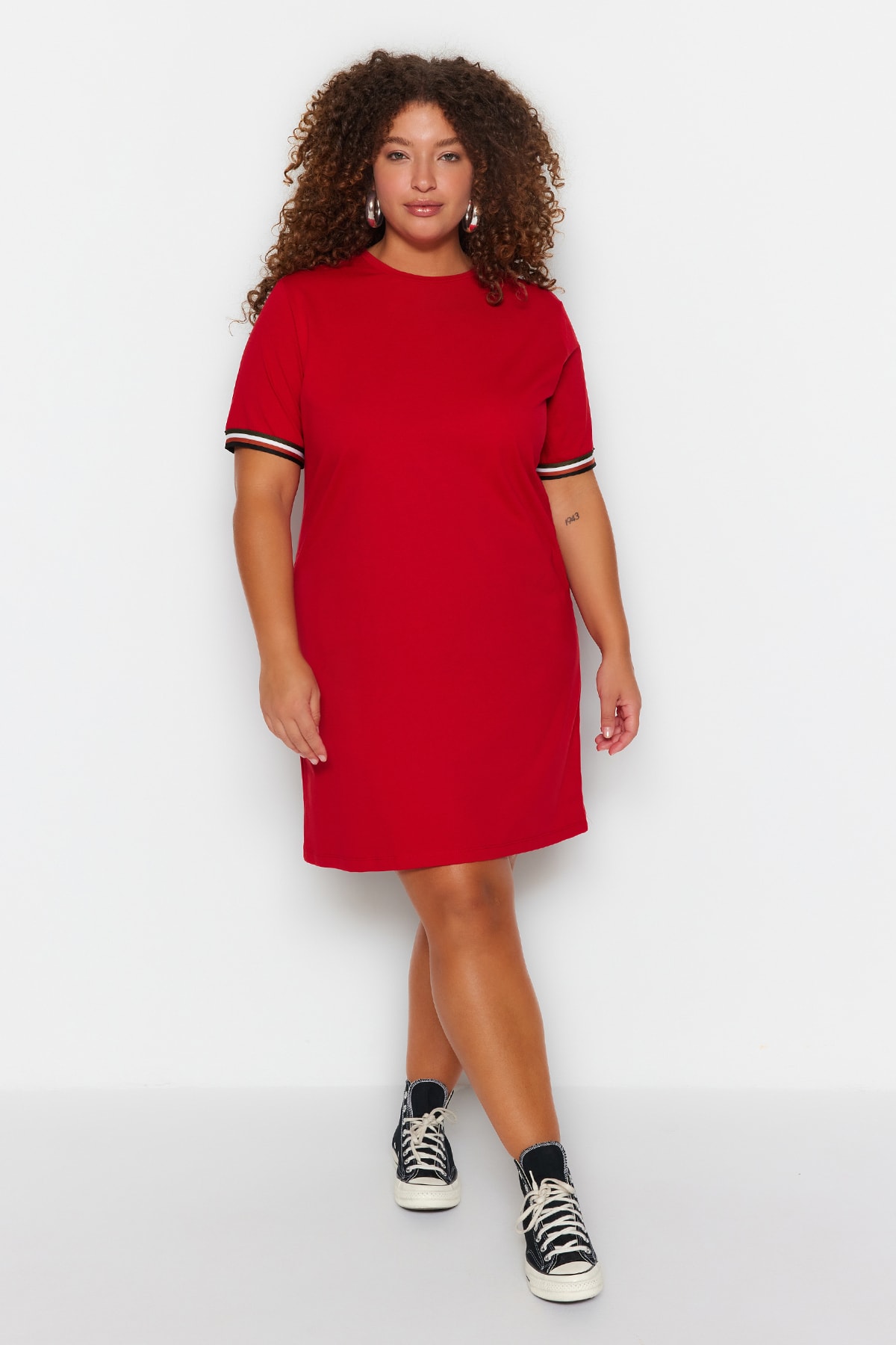Trendyol Curve Große Größen in Kleid Rot Basic Fast ausverkauft