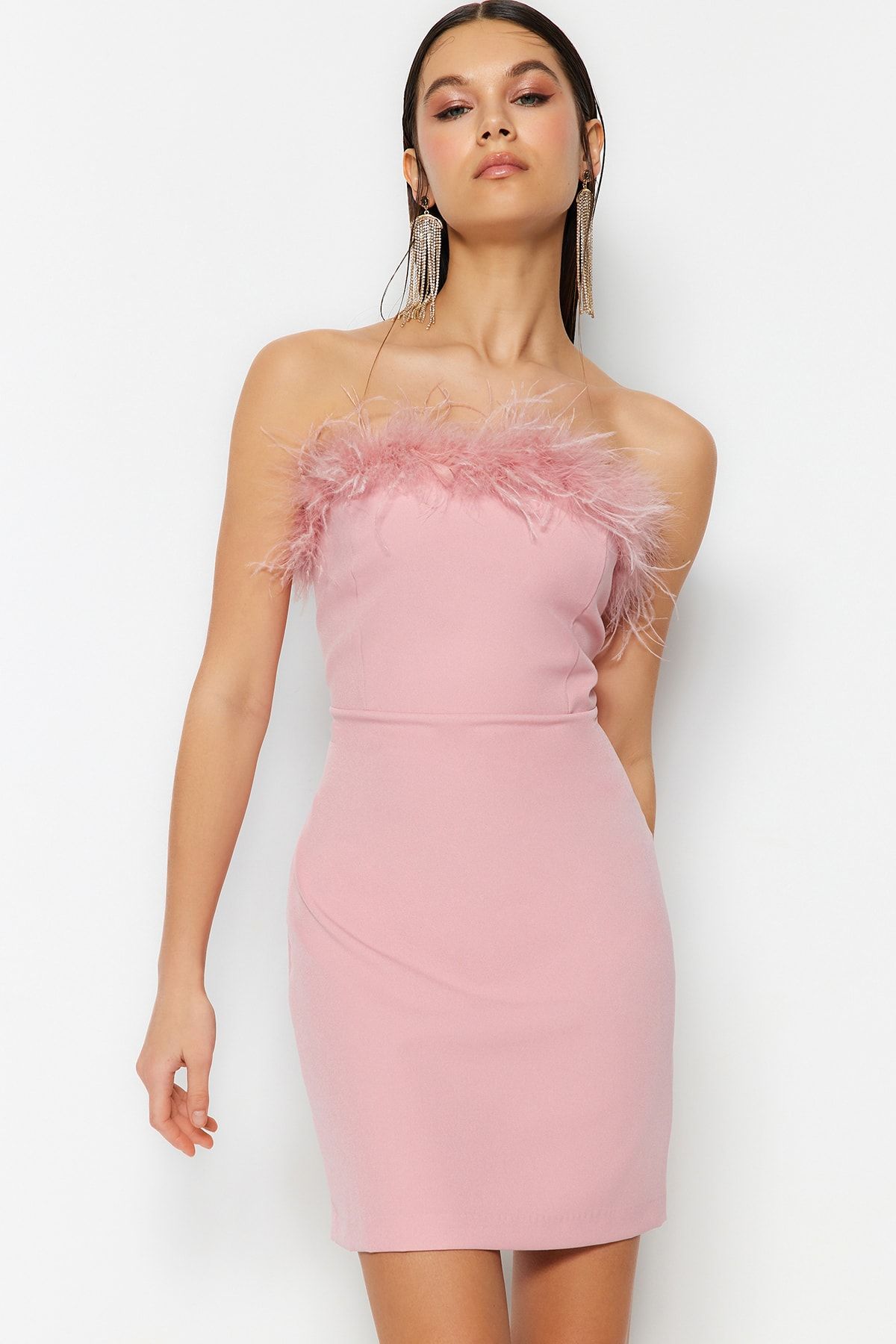 Trendyol Collection Pink Fitted Lined Elegant Evening Dress with Woven  Otriches TPRSS23EL00547 - Trendyol
