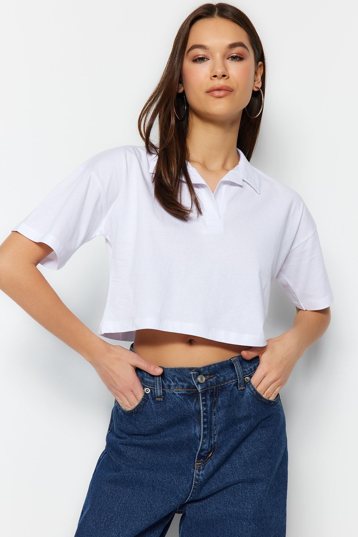 Trendyol Collection White 100 Cotton Crop Polo Neck Knitted T