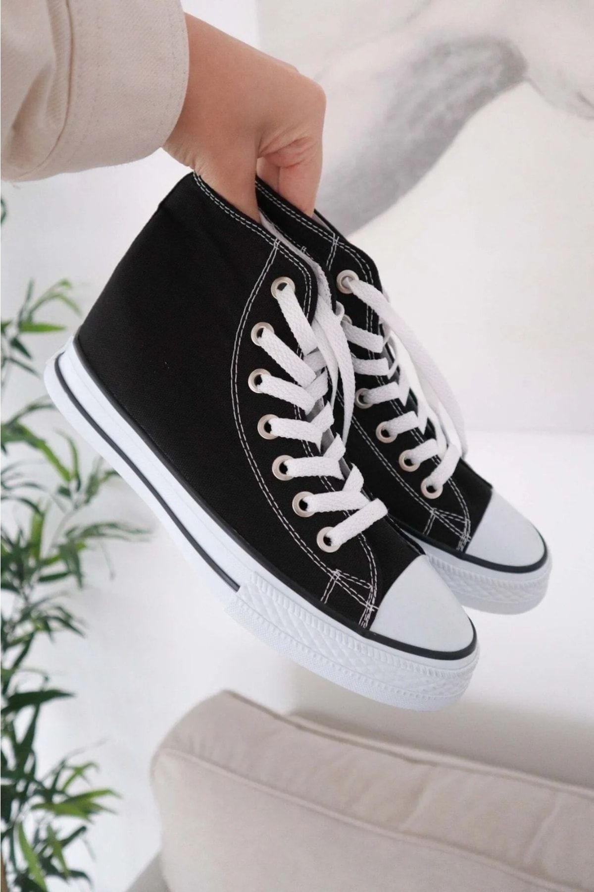 Solid color deals converse