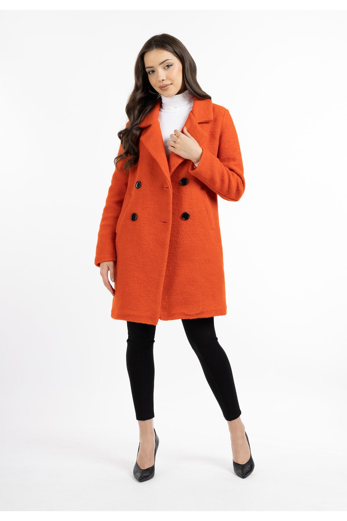 Faina Mantel Orange Basic Fast ausverkauft