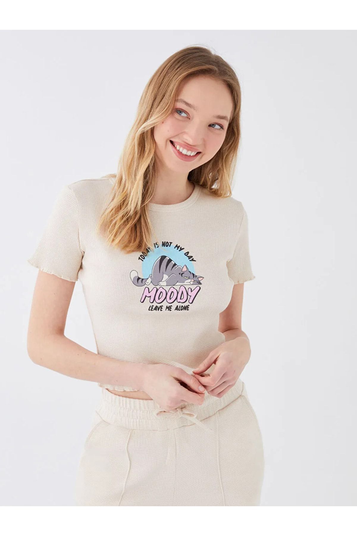 LC Waikiki T-Shirt Dunkelblau Regular Fit Fast ausverkauft