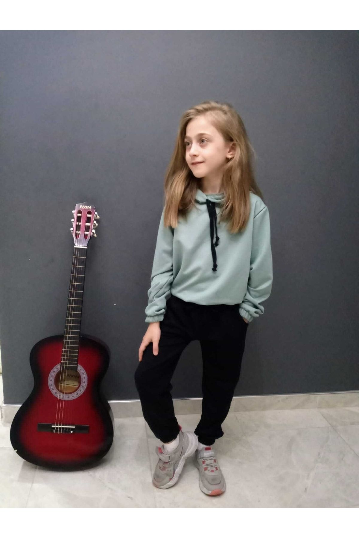 Girls converse hotsell tracksuit bottoms