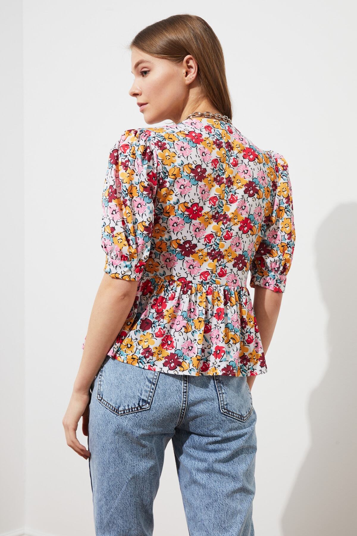Trendyol Collection-Többszínű szövött ballon ujjú V-nyakú virágos ing TWOSS21GO0555 5