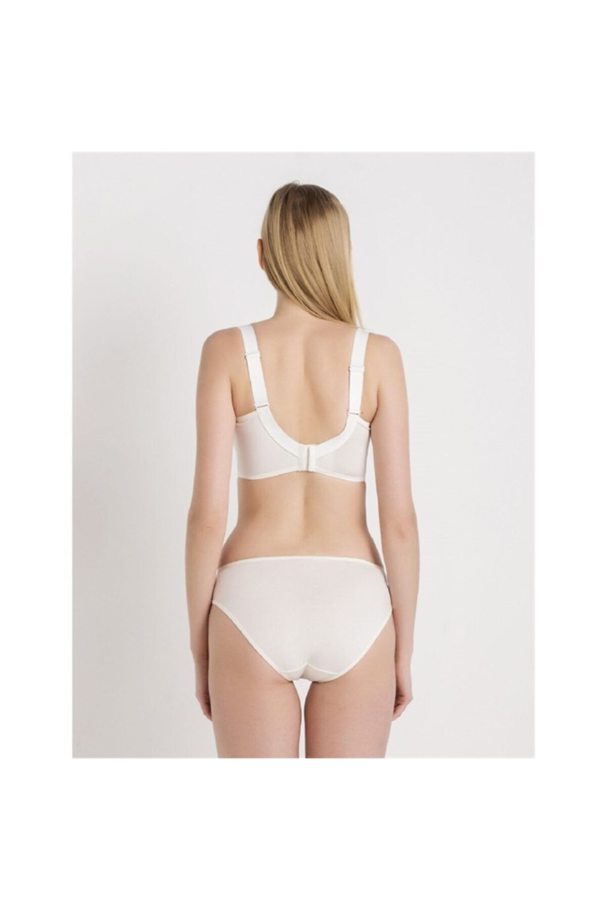 Magic Form-1718 Lace Non-Wireless Compressor Bra - Ecru 4