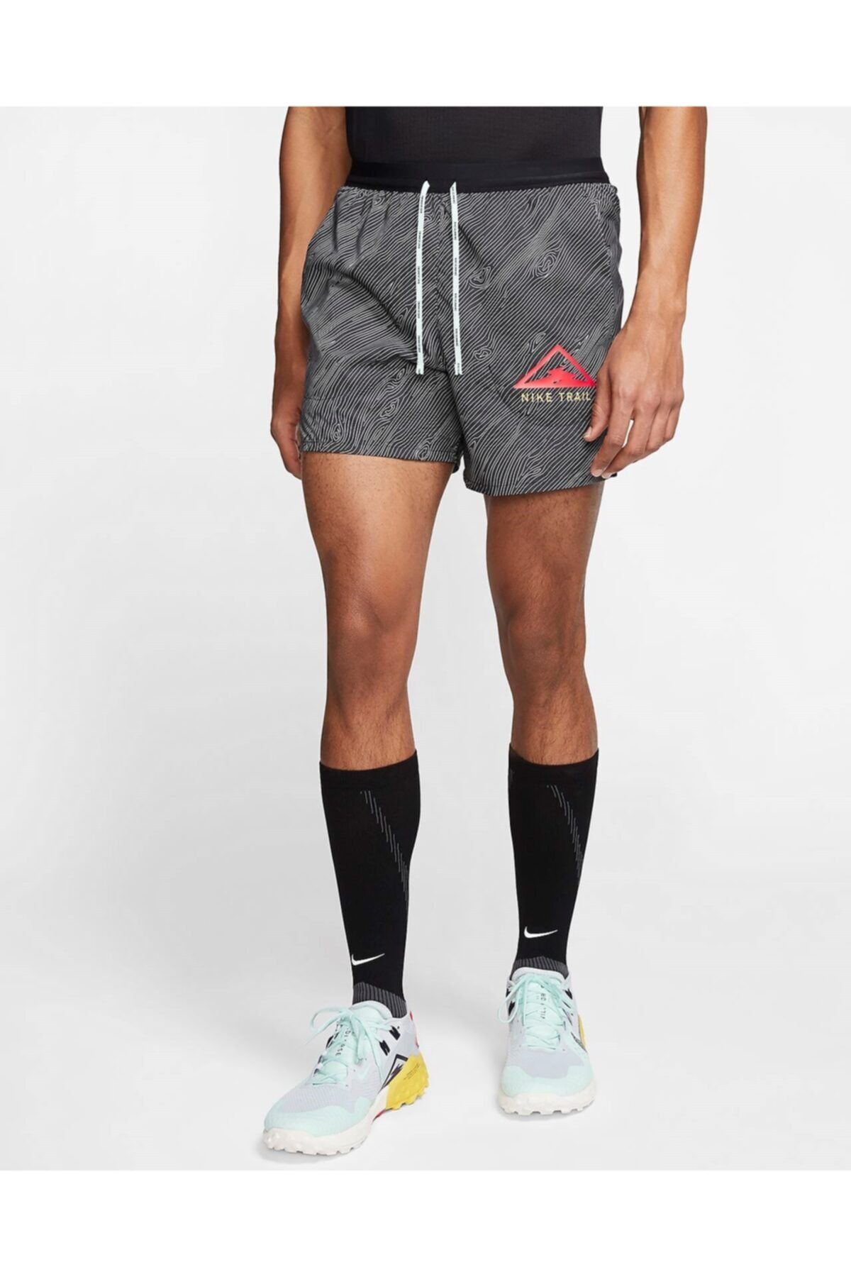 Nike Erkek Flex Stride 13 Cm Arazi Tipi Koşu Şortu Cq7949-010