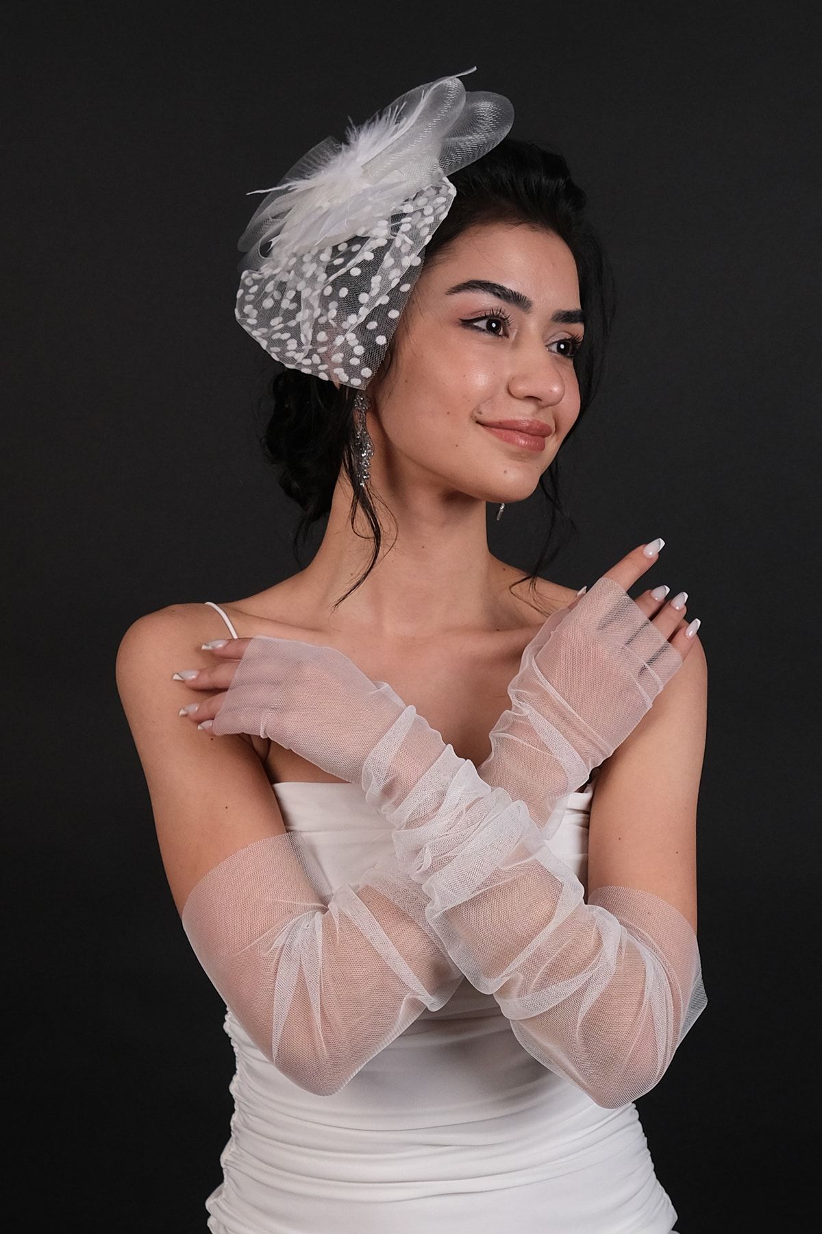 Hayalperest boncuk Set Șapcă De Mireasă Cu Buline Albe Și Mănuși Lungi De Mireasă Albe Femeie - Single Dimension