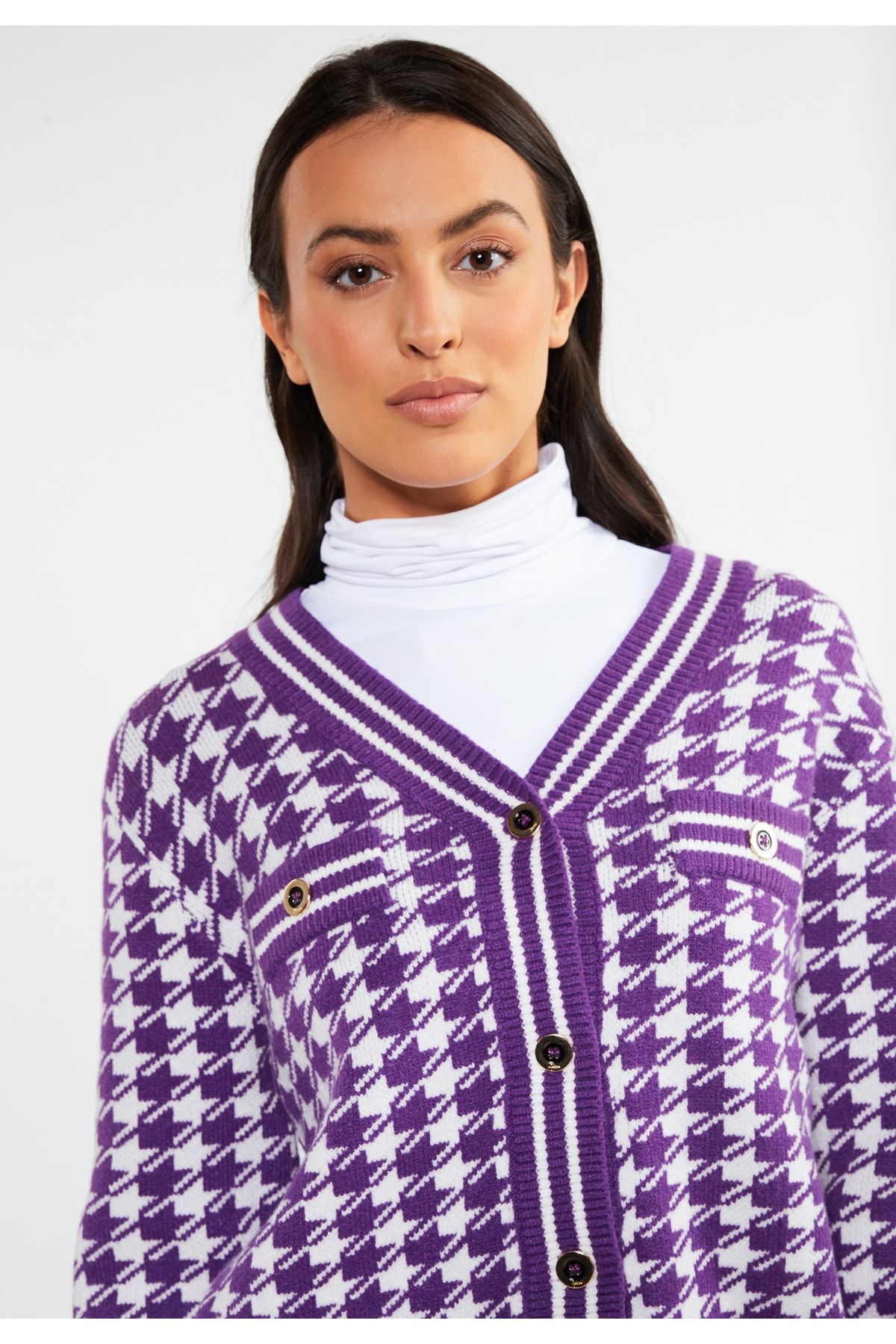 Faina Strickjacke Lila Regular Fit FN6483