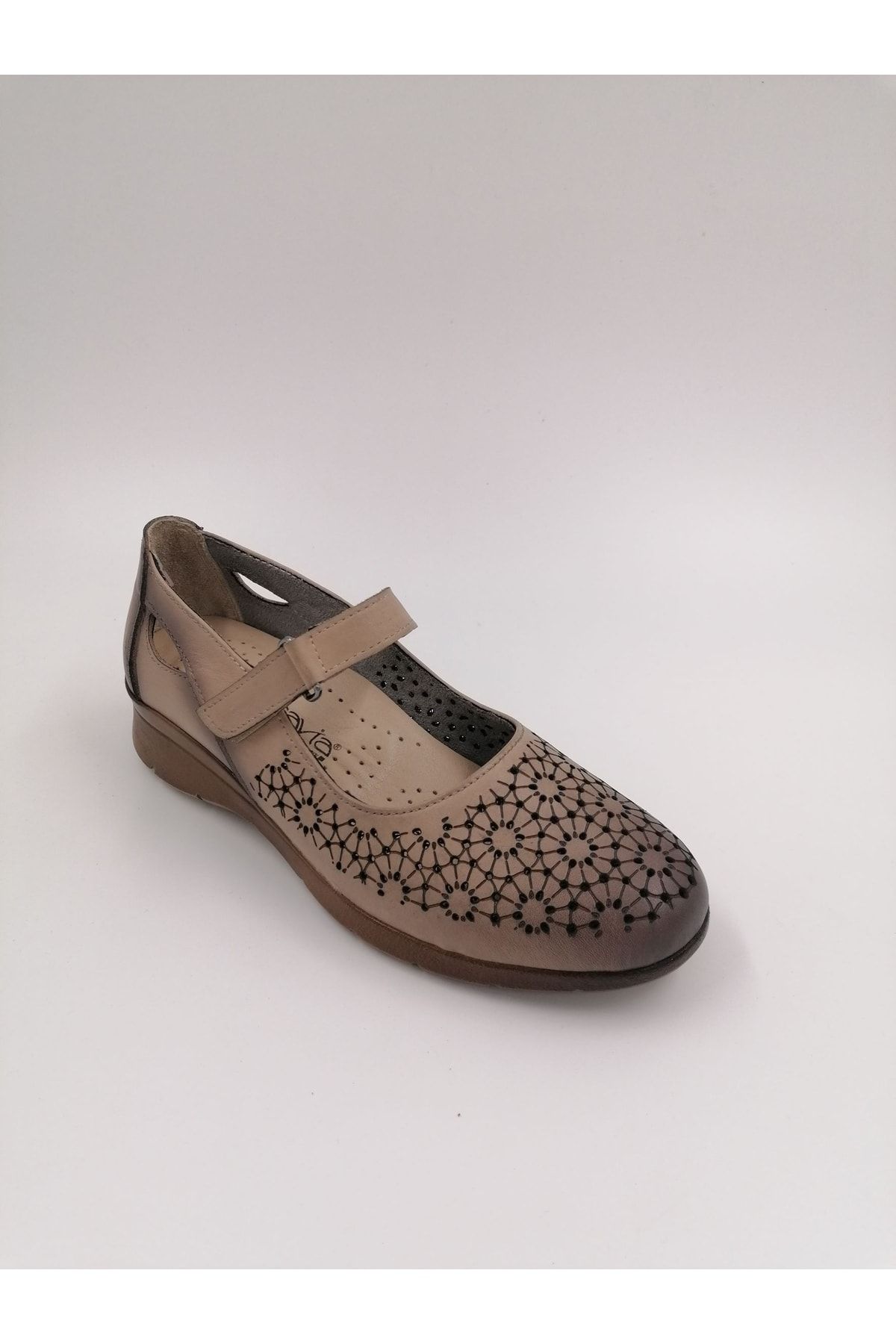 Scavia Mink Color Shoes