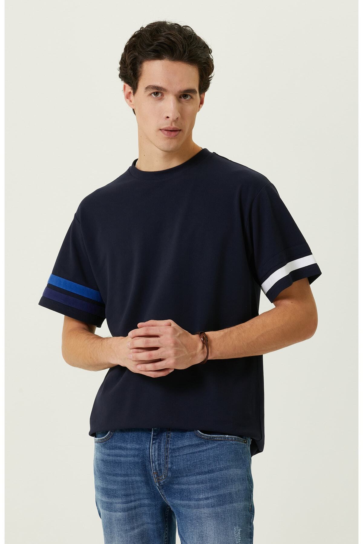 نتورک تی‌شرت یقه گرد طرح‌دار سرمه‌ای