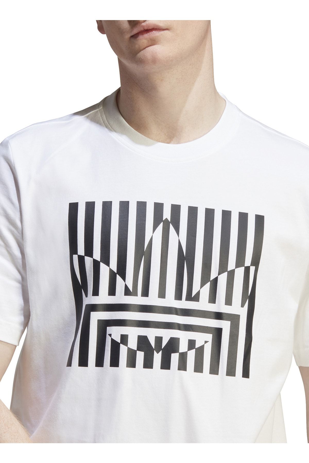 adidas Crew Neck Plain White Men s T shirt Ib8708 Grf Tee Trendyol