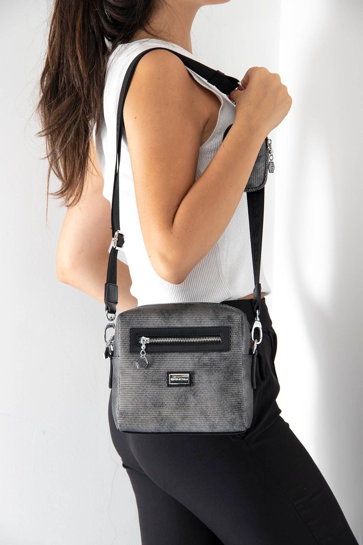 Delwen cross top body bag