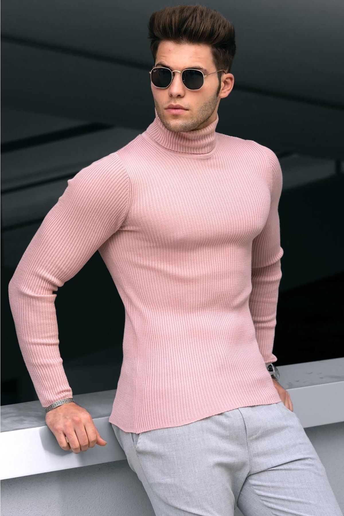 Madmext Pullover Rosa Slim Fit Fast ausverkauft