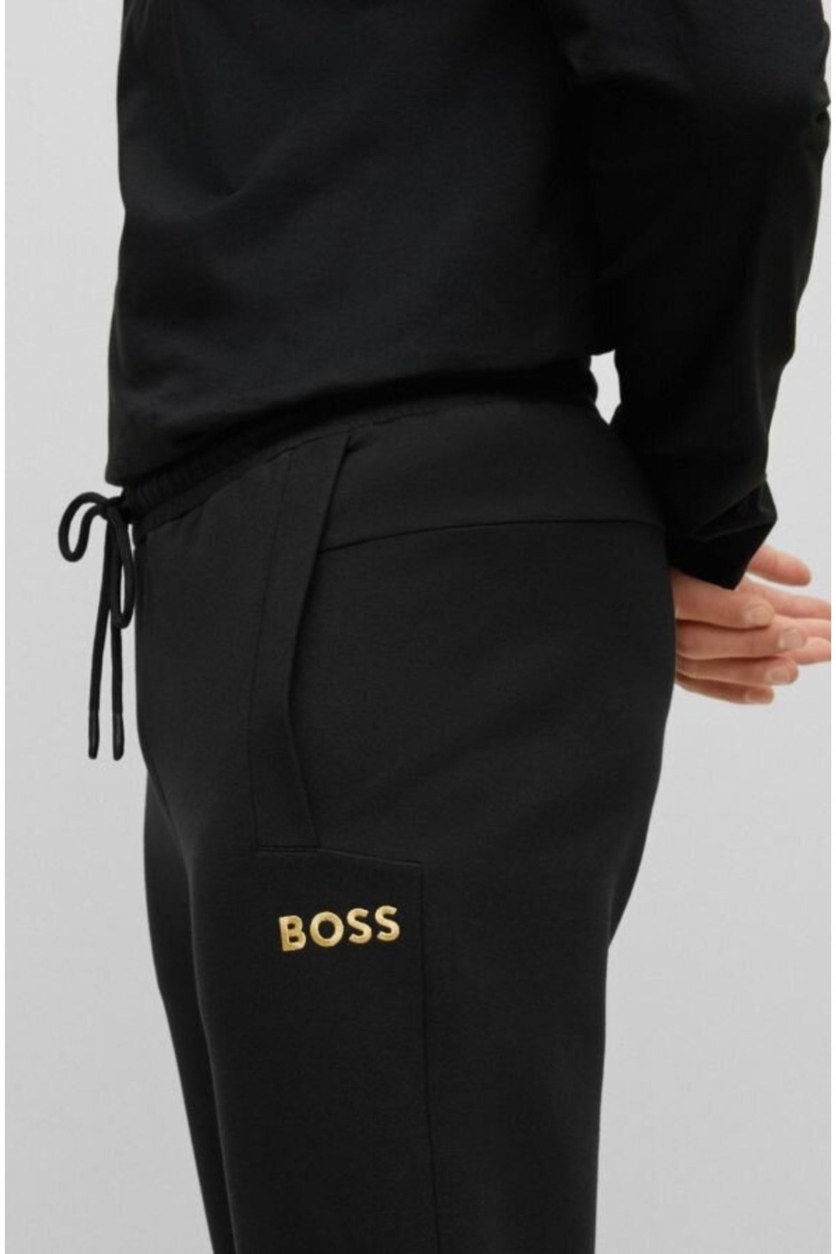 Hugo hotsell boss sweatsuits