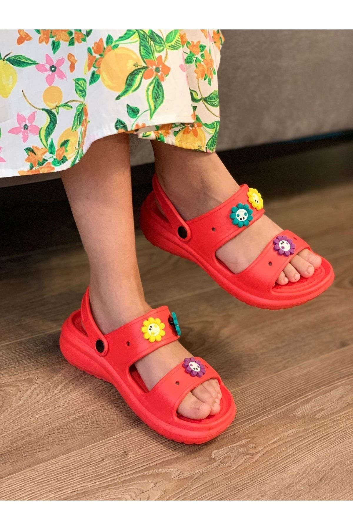 Mia outlet eva sandals