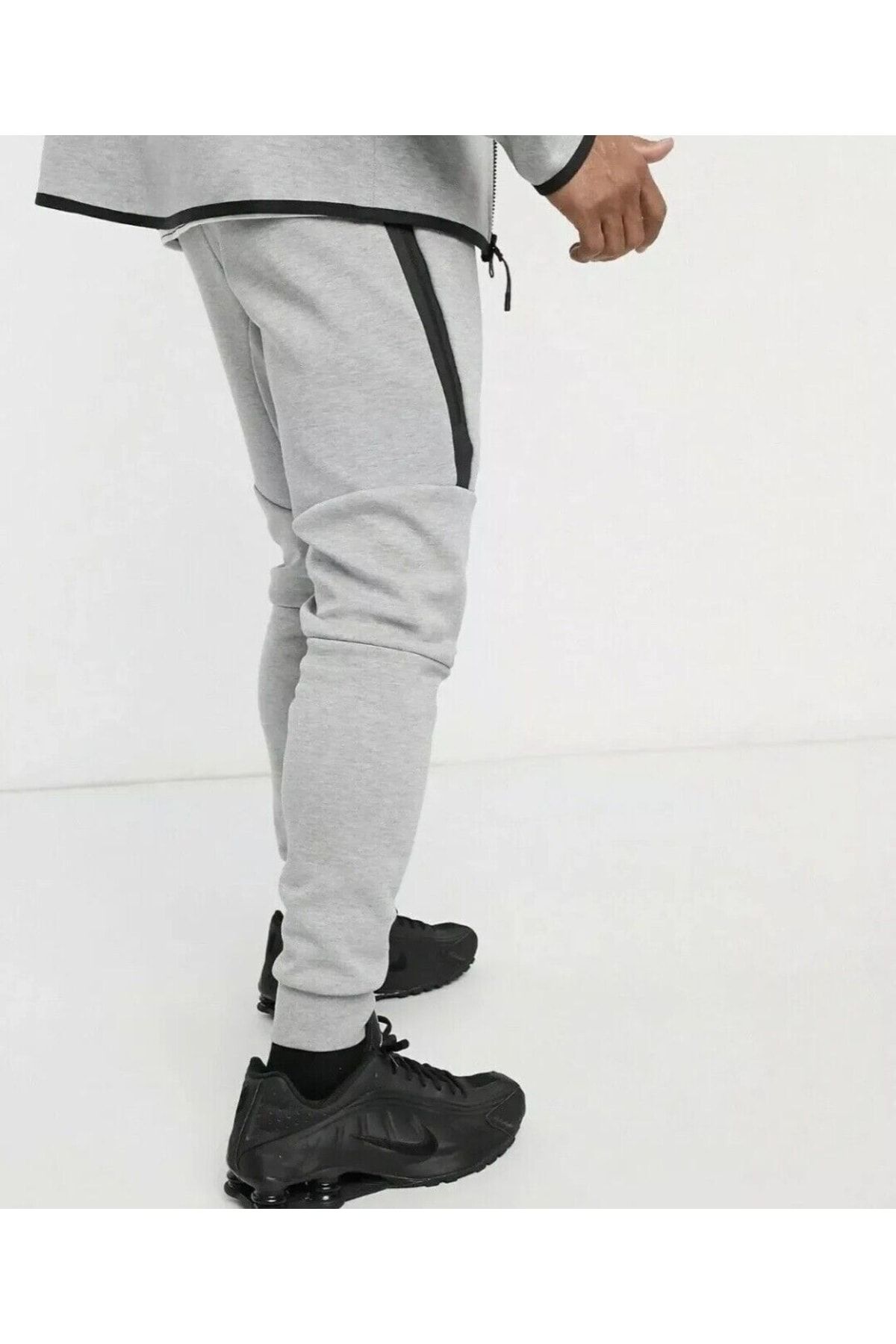 Nike multicolor sale sweatpants