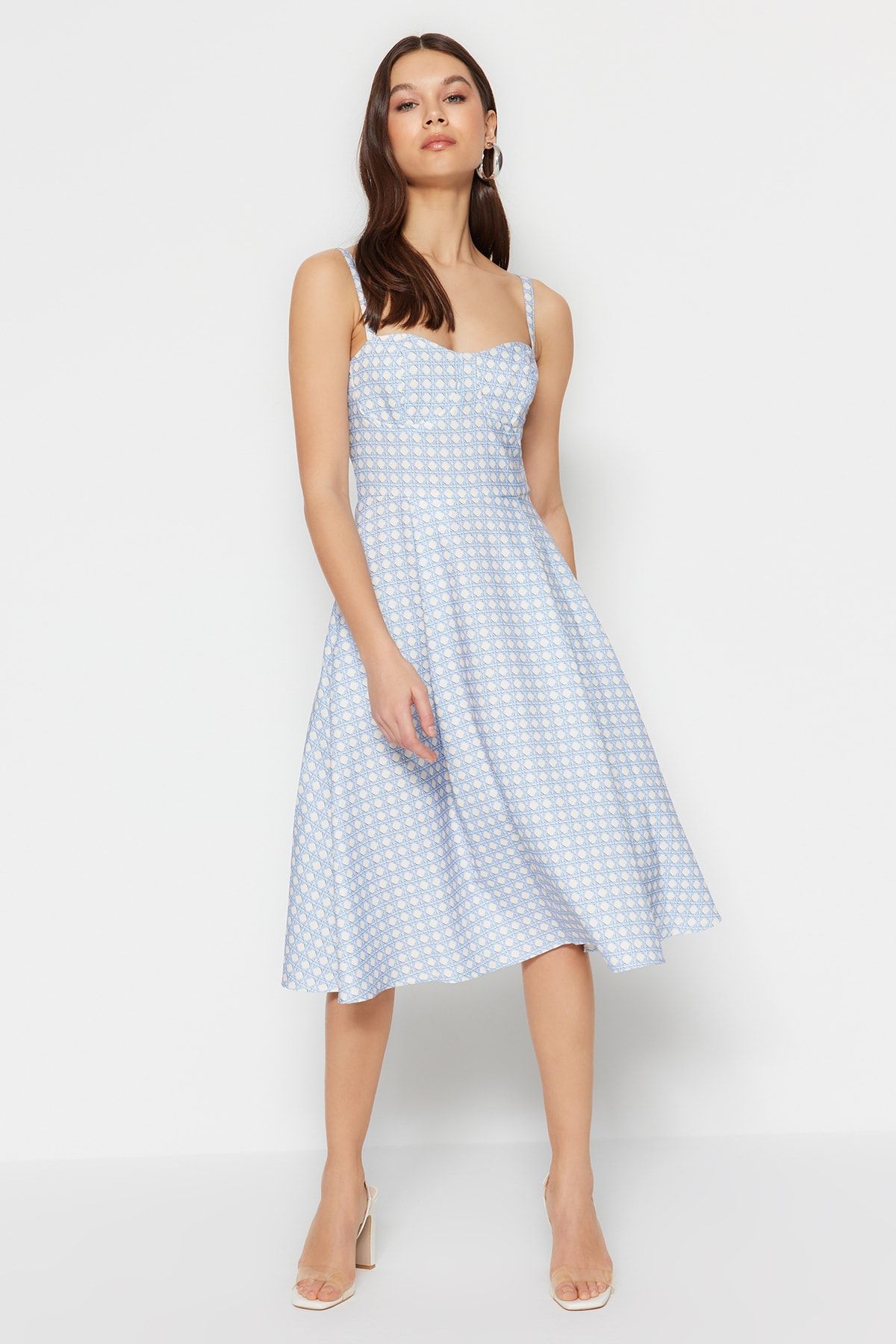 Trendyol Collection Kleid Lila Skater