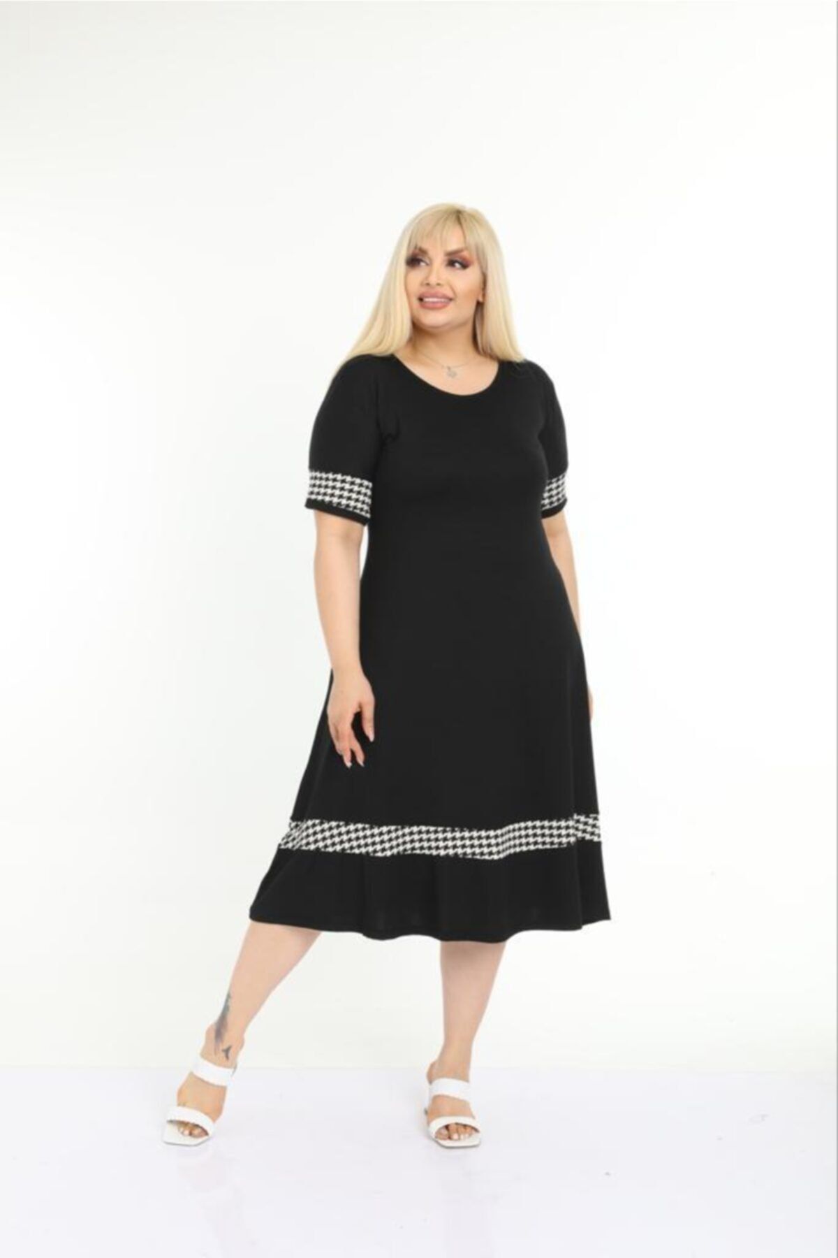 Funeral clothes hotsell female plus size