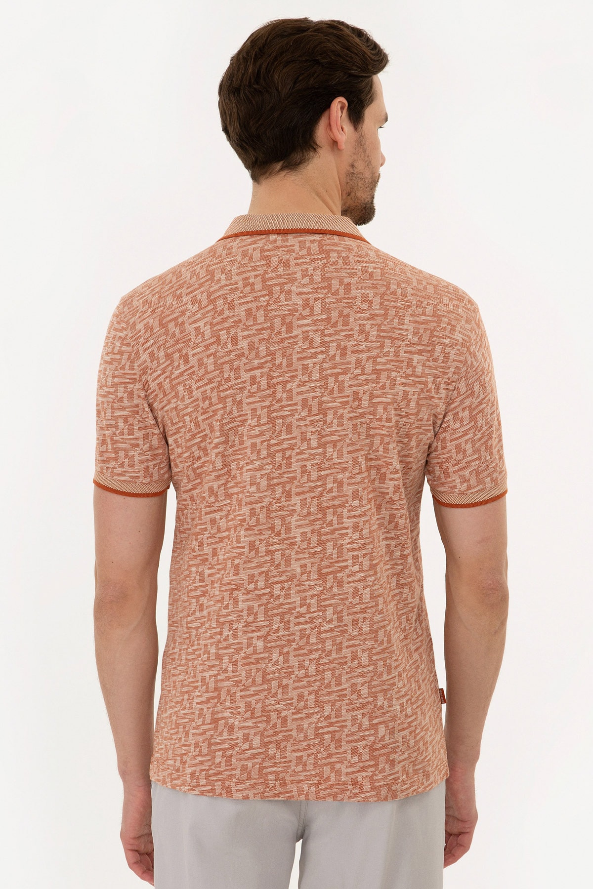 تیشرت مردانه قهوه ای پیرکاردین | G021GL011.000.977130.VR031 اورجینال - تصویر 3