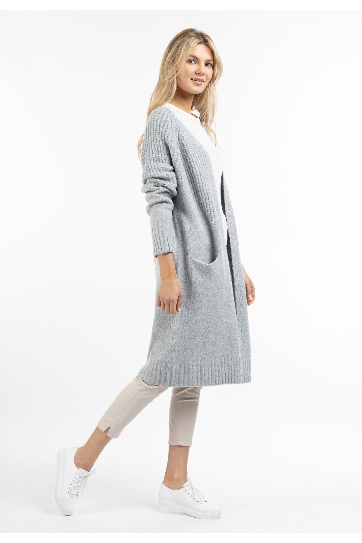 USHA Strickjacke Grau Relaxed Fit