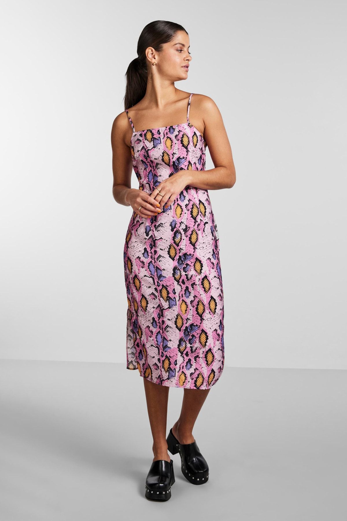 PIECES Kleid Rosa Basic Fast ausverkauft
